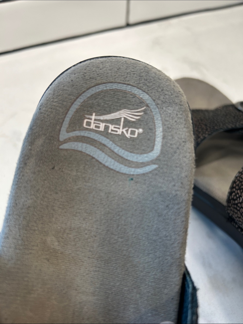 Dansko Sophie Sandals Black Metallic Women EU 41 US 8.5 9 Double Strap - Picture 8 of 16